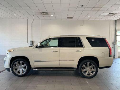 White Diamond Tri-Coat 2015 Cadillac Escalade Premium