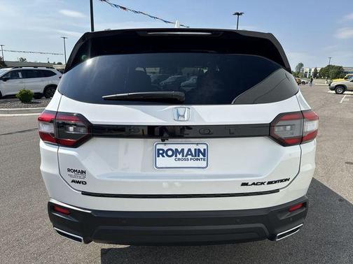 White 2025 Honda Pilot Black Edition