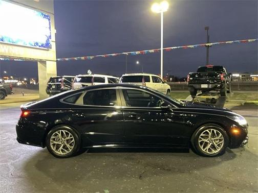 2021 Hyundai SONATA SEL