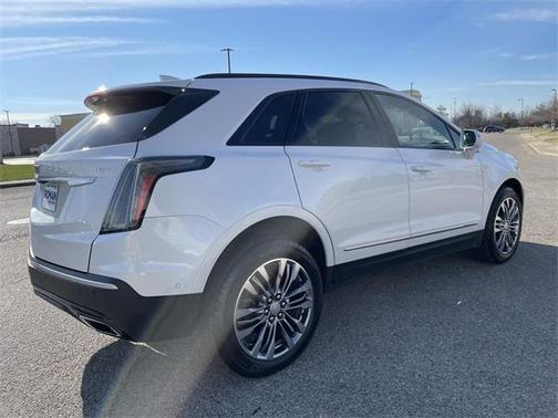 2020 Cadillac XT5 Sport