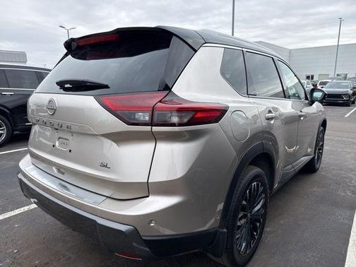 2025 Nissan Rogue SL