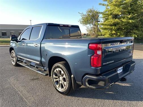 2022 Chevrolet Silverado 1500 High Country