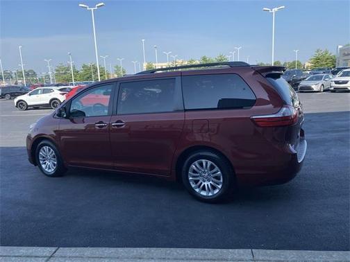 2015 Toyota Sienna XLE