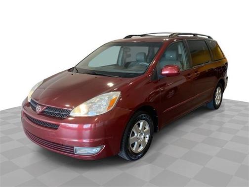 2004 Toyota Sienna XLE