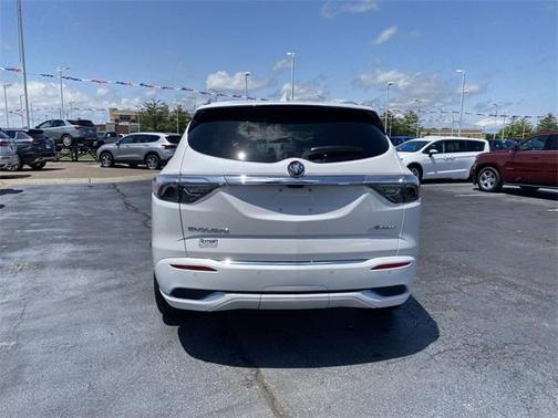 2022 Buick Enclave Avenir