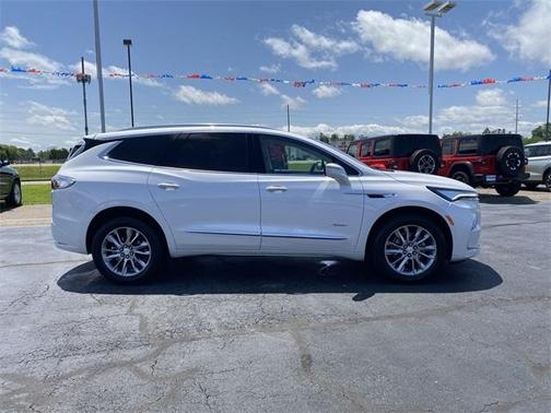 2022 Buick Enclave Avenir