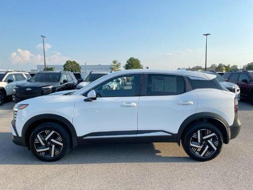 Fresh Powder 2025 Nissan Kicks SV