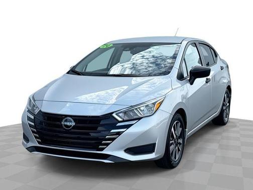 Brilliant Silver Metallic 2024 Nissan Versa S