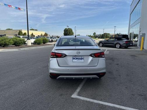Brilliant Silver Metallic 2024 Nissan Versa S