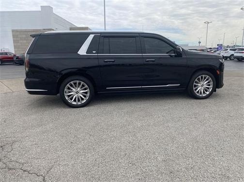 2022 Cadillac Escalade ESV Premium Luxury