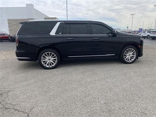 2022 Cadillac Escalade ESV Premium Luxury