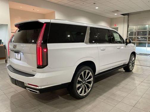 2026 Cadillac Escalade ESV Luxury
