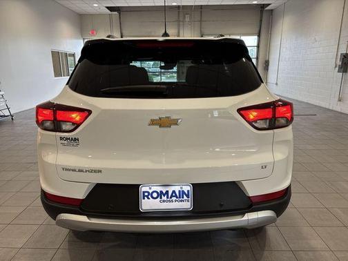 Summit White 2024 Chevrolet Trailblazer LT