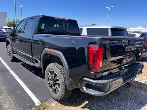 2021 GMC Sierra 2500 AT4