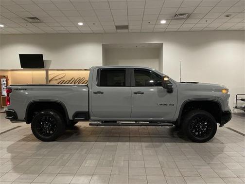 2025 Chevrolet Silverado 2500 Custom