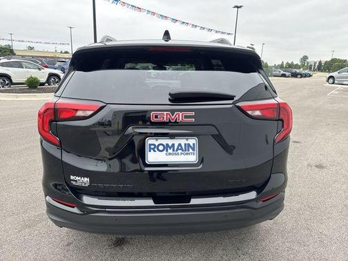 Ebony Twilight Metallic 2021 GMC Terrain SLT