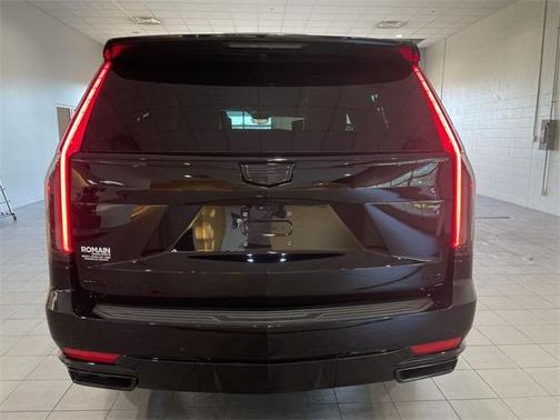 2023 Cadillac Escalade ESV Sport Platinum