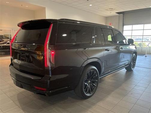 2023 Cadillac Escalade ESV Sport Platinum