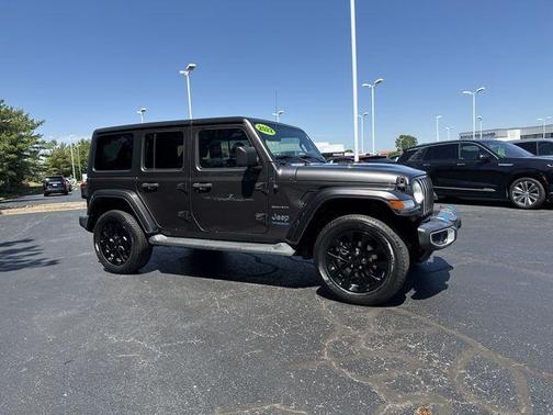 Granite Crystal Clearcoat Metallic 2022 Jeep Wrangler Unlimited 4xe Sahara