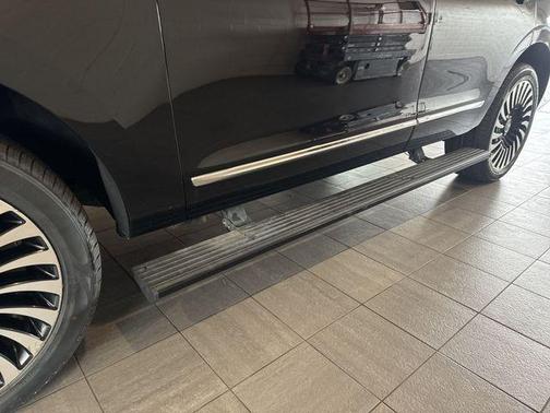 Black 2021 Lincoln Navigator Black Label