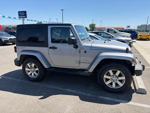 Billet Silver Metallic Clearcoat 2017 Jeep Wrangler Sahara