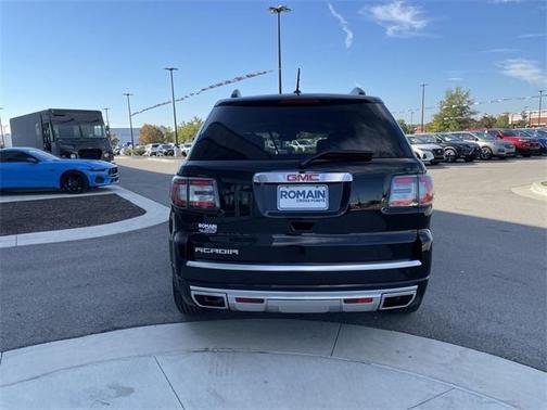 2016 GMC Acadia Denali