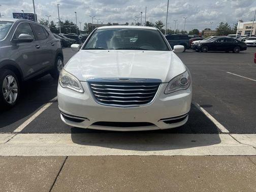 2012 Chrysler 200 Touring