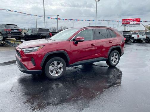 2025 Toyota RAV4 Hybrid XLE