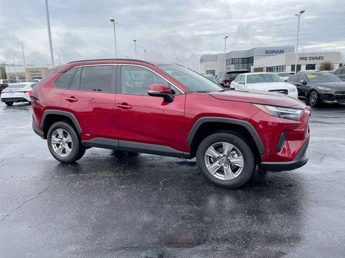 2025 Toyota RAV4 Hybrid XLE