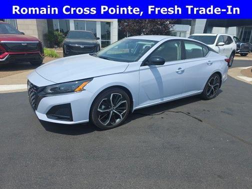Gray Sky Pearl 2024 Nissan Altima 2.5 SR