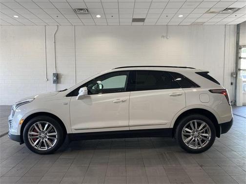 2023 Cadillac XT5 Sport