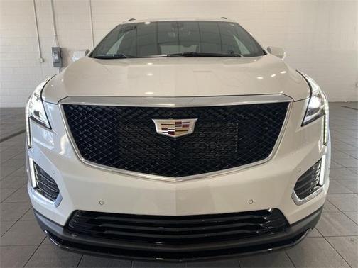 2023 Cadillac XT5 Sport