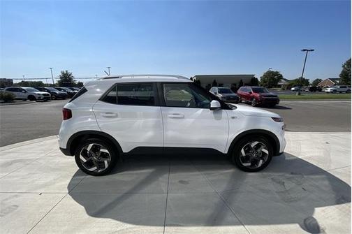 2023 Hyundai VENUE SEL
