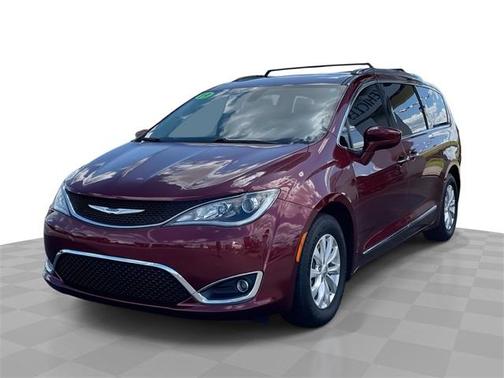 2019 Chrysler Pacifica Touring-L