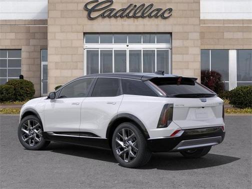 2025 Cadillac OPTIQ Luxury