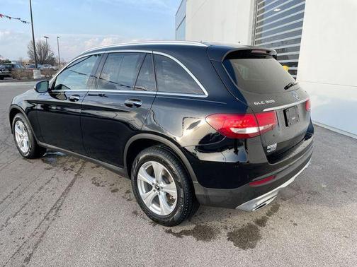 2018 Mercedes-Benz GLC 300 Base 4MATIC