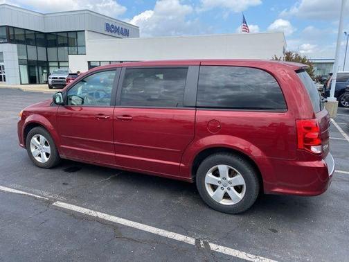 Deep Cherry Red Crystal Pearlcoat 2015 Dodge Grand Caravan AVP/SE