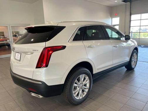 Crystal White Tri-Coat 2026 Cadillac XT5 Luxury