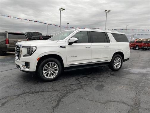 2022 GMC Yukon XL SLT