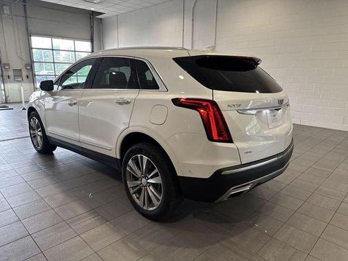 Crystal White Tri-Coat 2024 Cadillac XT5 Premium Luxury