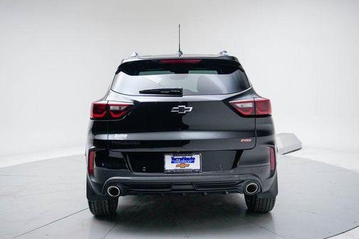 Mosaic Black Metallic 2025 Chevrolet Trailblazer RS