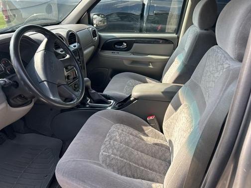2004 GMC Envoy SLE