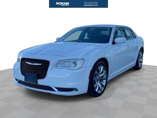 2019 Chrysler 300 Touring