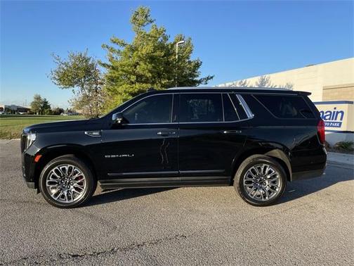 2023 GMC Yukon Denali Ultimate