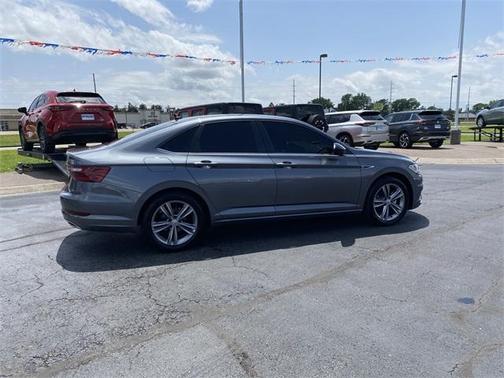 2021 Volkswagen Jetta 1.4T R-Line