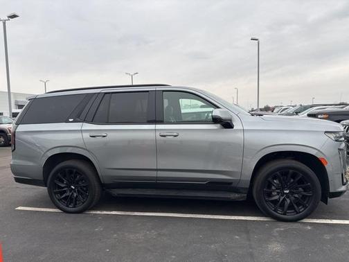 2024 Cadillac Escalade Sport