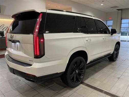 2025 Cadillac Escalade Sport Platinum