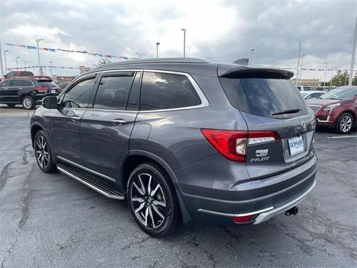 2020 Honda Pilot Touring 8-Passenger