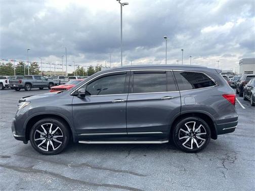 2020 Honda Pilot Touring 8-Passenger