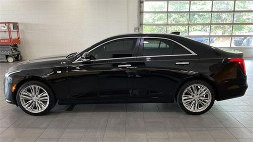 2022 Cadillac CT4 Premium Luxury